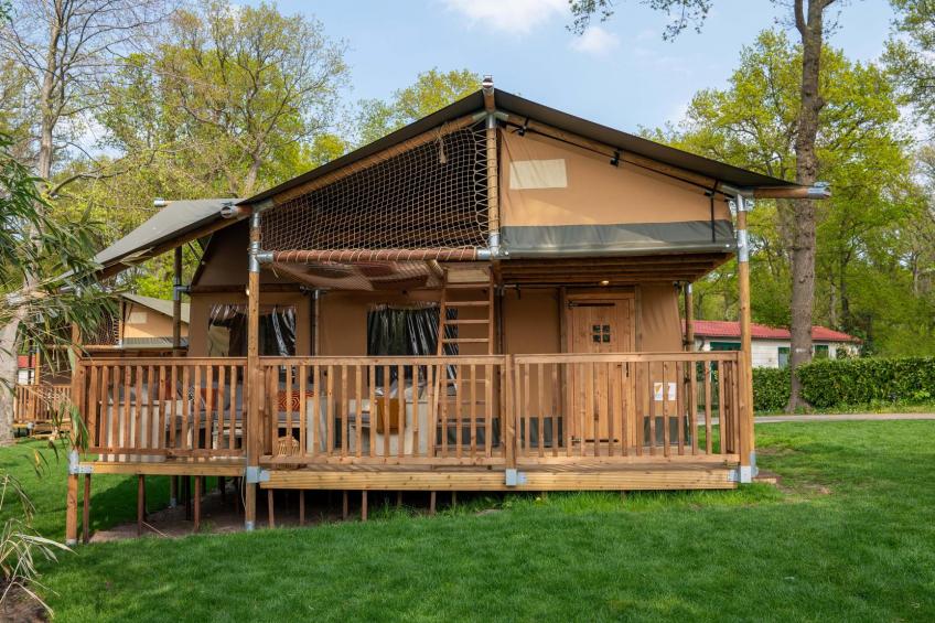 Safari Tent Ranger for eight people