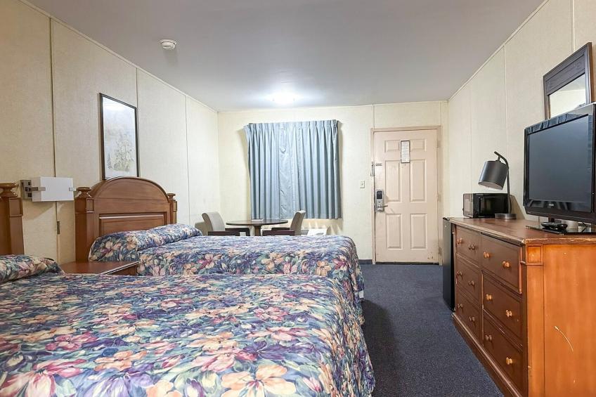 2 Queen Bed Smoking - foto 17