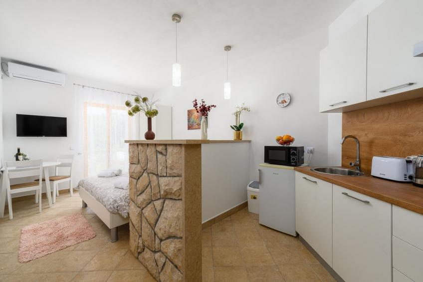 Lara 9 - Shared Pool, Sauna, Jacuzzi - foto 8