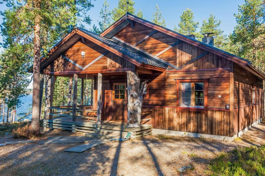 Huljakka, mustosen lomamökit