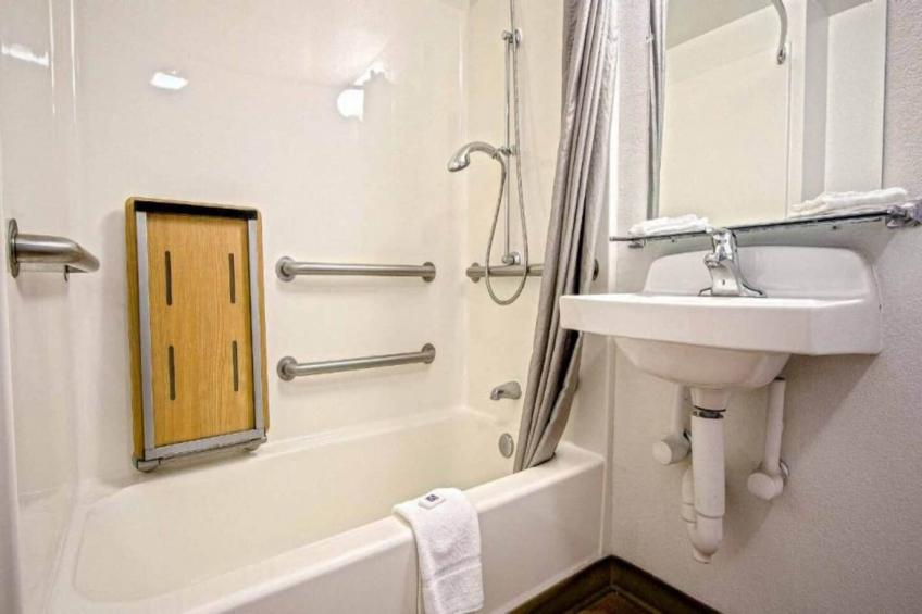 2 Queen Beds  Micfridge - foto 8