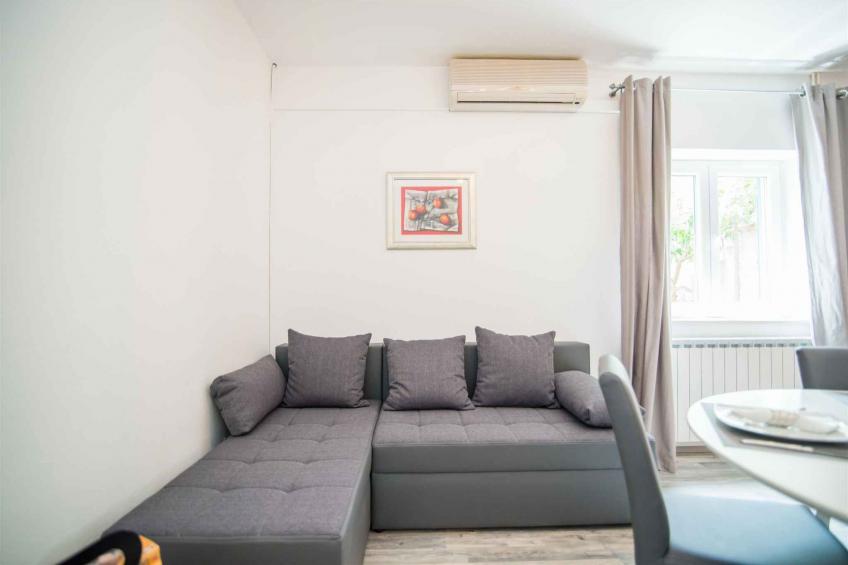 Vakantiewoning met tuin en airco - VW-MBK48 - foto 17
