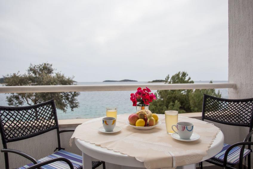 mit Blick auf das Wasser - foto 16