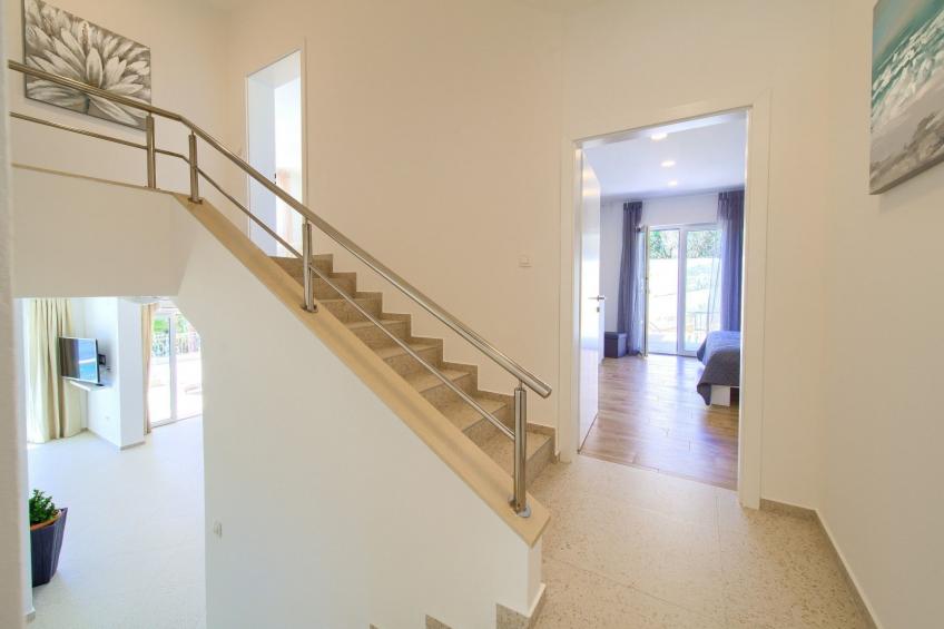 Geräumige, luxuriöse 5-Ferienvilla mit Meerblick, eigenem Pool und großer Terr - foto 25