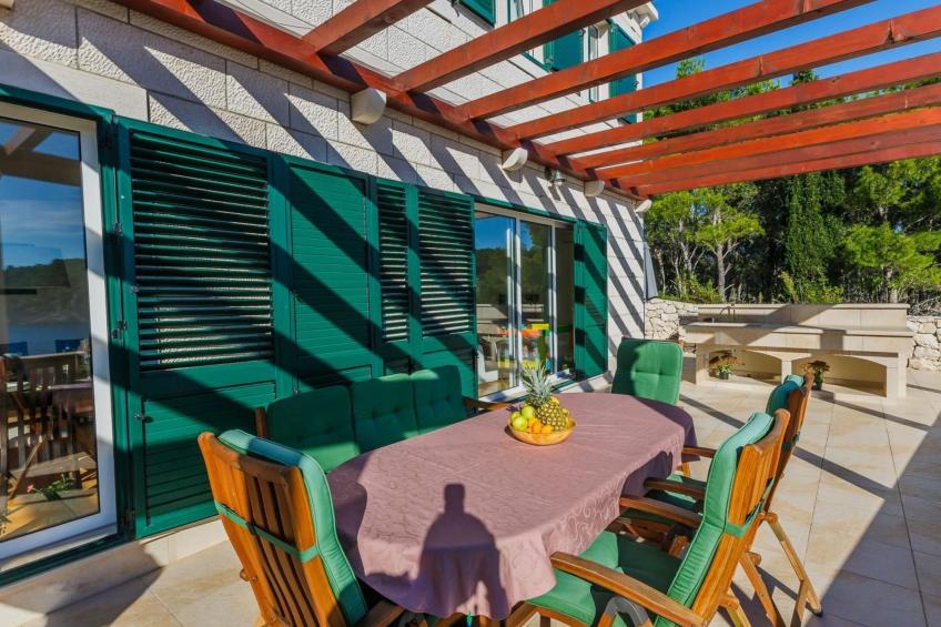 Ferienvilla "Osibova" mit Blick auf das Wasser - foto 38