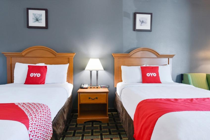 2 Full Bed Accessible
