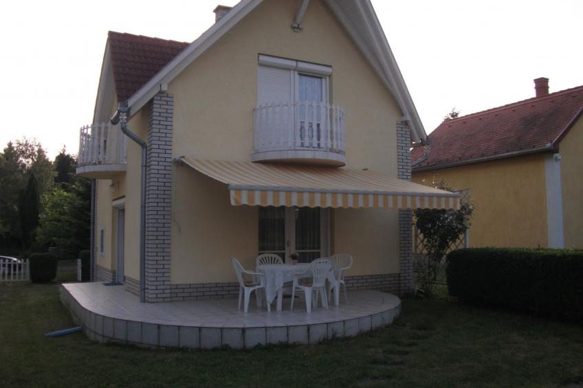 mit Terrassen, Balkonen sowie Parkplatz - foto 14