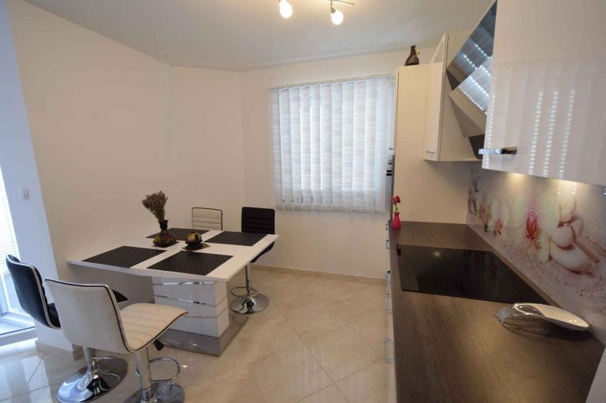 Vakantiewoning Two bedroom apartment with terrace - VW-25YY - foto 9
