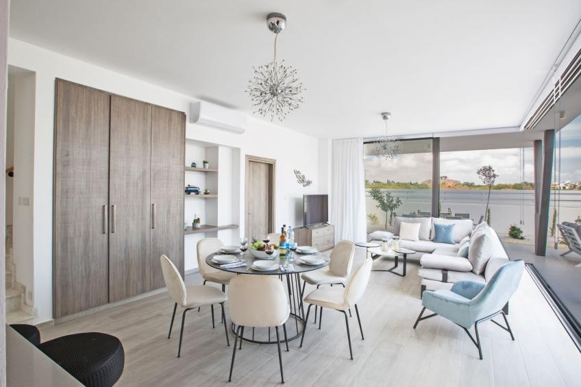 Neue, luxuriöse 3-Schlafzimmer-Villa in Protaras Zentrum - foto 8