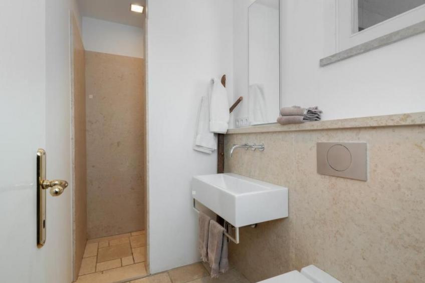 Traumhaftes Apartment mit großer Terrasse - foto 13