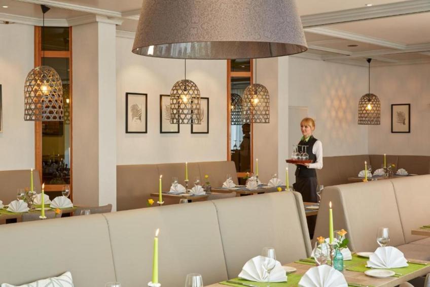 Sunday Hotel  Stuttgart Herrenberg Suites - foto 24