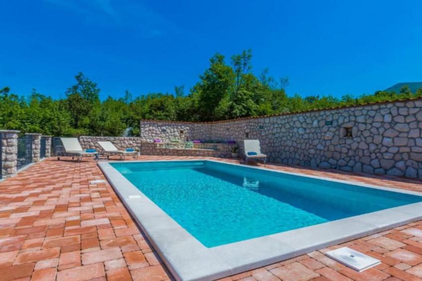 Rustic Haven Villa with swimming pool - foto 39