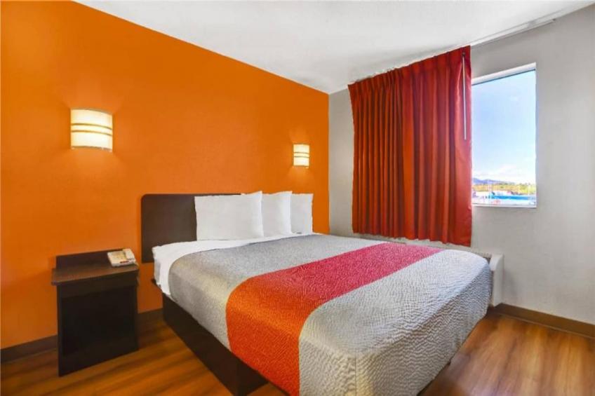 1 QUEEN BED  NON-SMOKING - foto 16