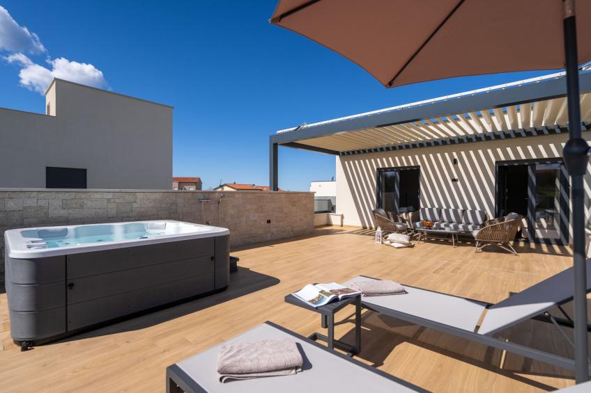 Luxuriöse Villa mit Pool und Whirlpool in Porec - foto 17