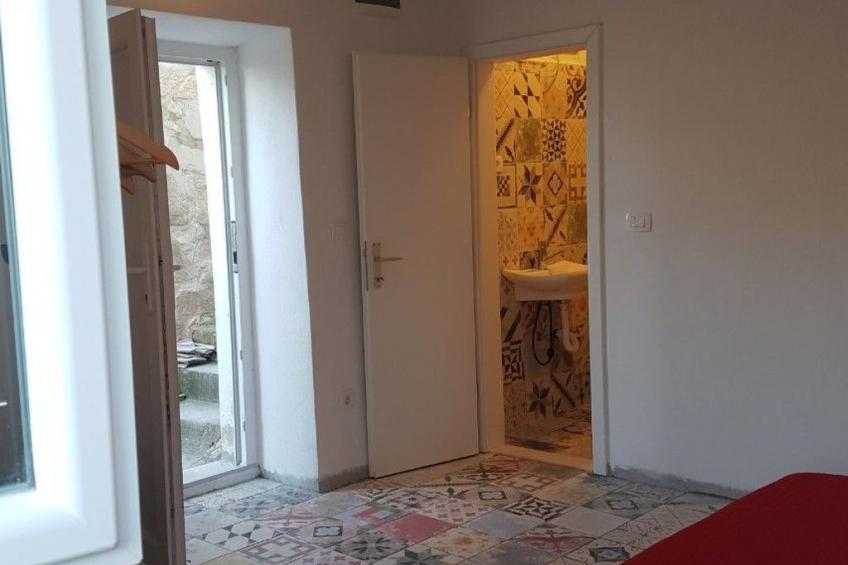 Liebevoll renoviertes altes Steinhaus mit Pool und wunderschönem Panoramablick - foto 3