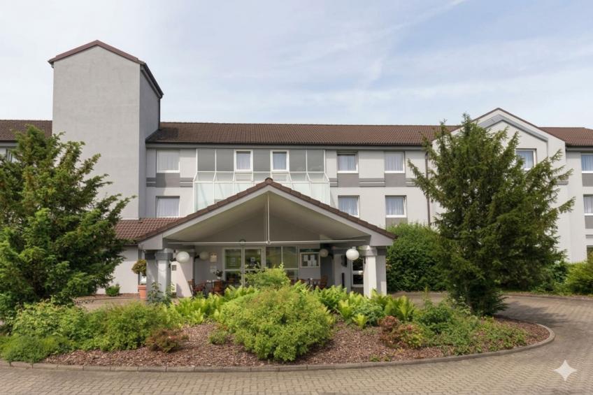 Peine Salzgitter Hotel by Belvilla-Twin Room