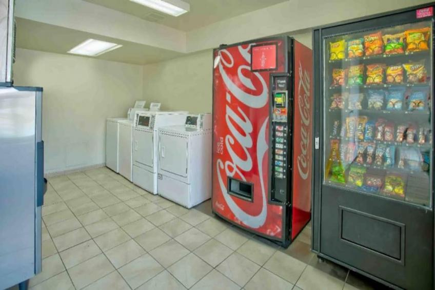 2 Full Beds  Micfridge - foto 26