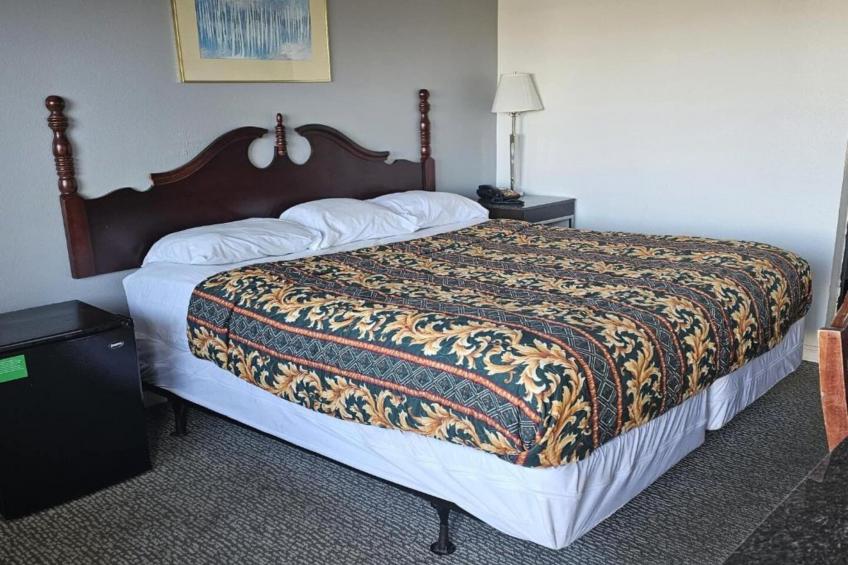 Queen Bed Non-Smoking - foto 7