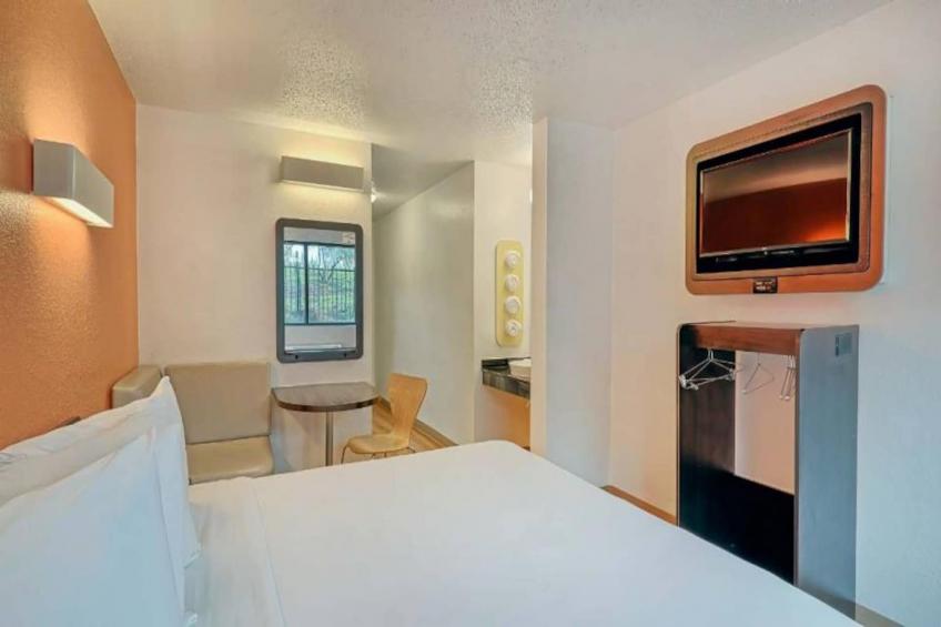 1 King Bed - foto 5