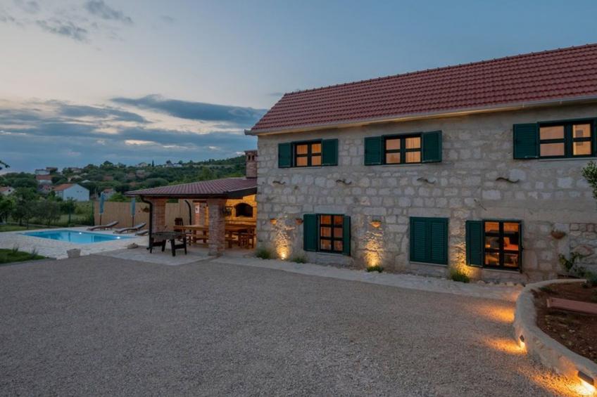 Villa Eli Rustic mit privatem Pool