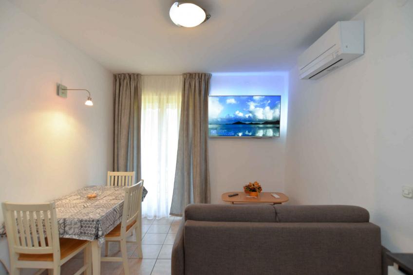 Holiday apartment with balcony and air conditioning - BF-VJVYW - foto 28