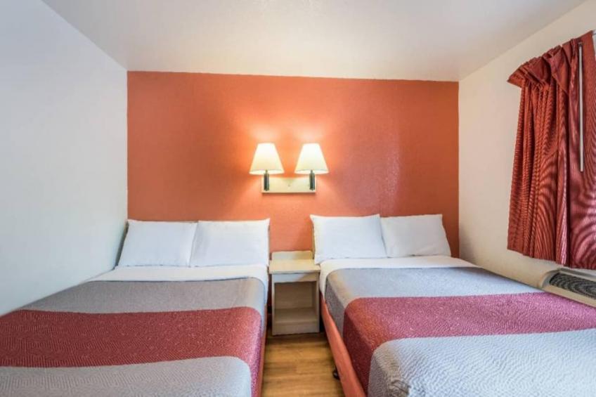 2 Full Beds  Micfridge - foto 5