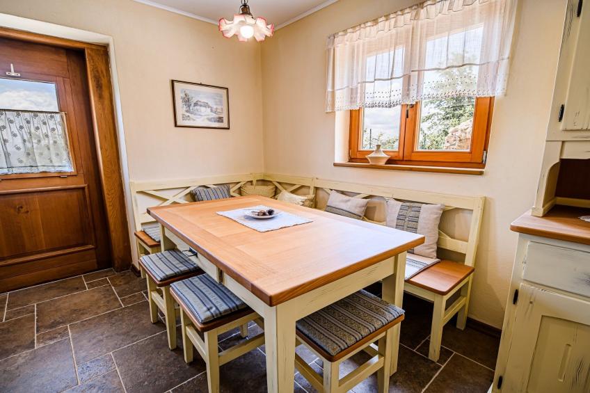 Hidden Authentic Haven Apartments - One Bedroom Apartment with Terrace - foto 3