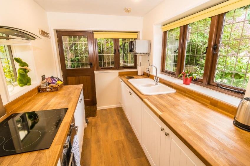 Anwesen mit Pool - foto 17