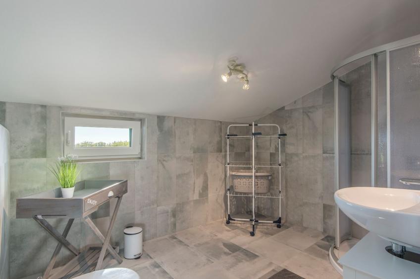 Kuca Renata - foto 37