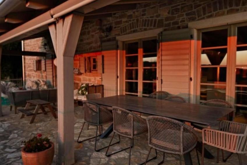 in Kostanjica mit Grill, Terrasse und Garten - foto 31