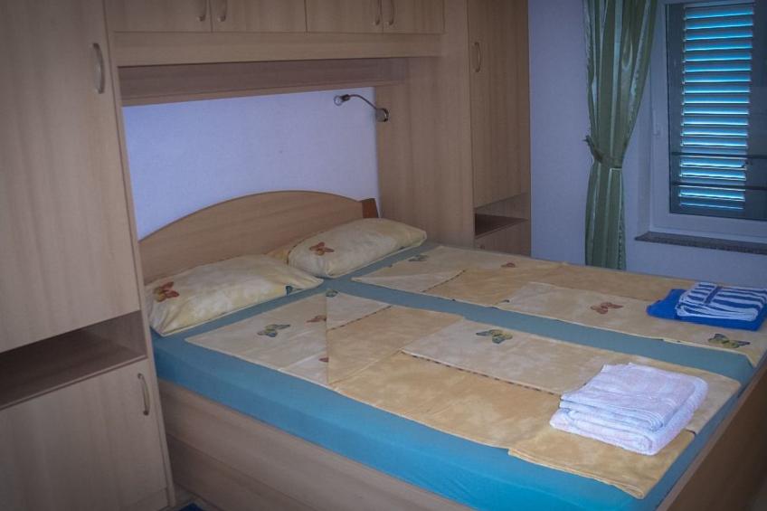 FeWo 2, mit 1. Schlafzimmer für 4. Personen mit Balkon im ersten Obergeschoss g - foto 13