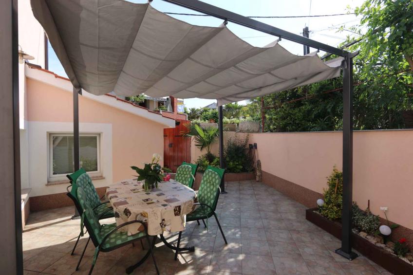 Holiday apartment with terrace in the city center - BF-V7ZH