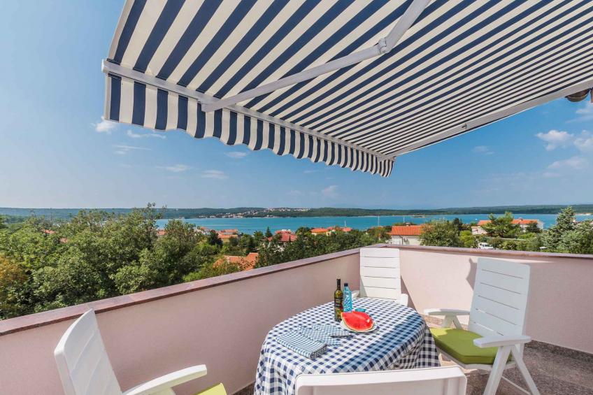 Holiday apartment with air conditioning and sea view - BF-D8BX