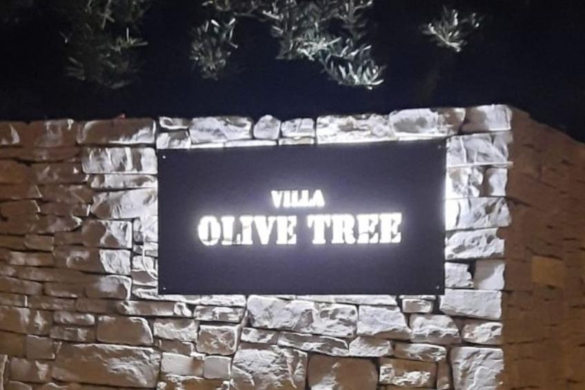 3 Schlafzimmer Villa mit beheiztem Pool und Meerblick - foto 27