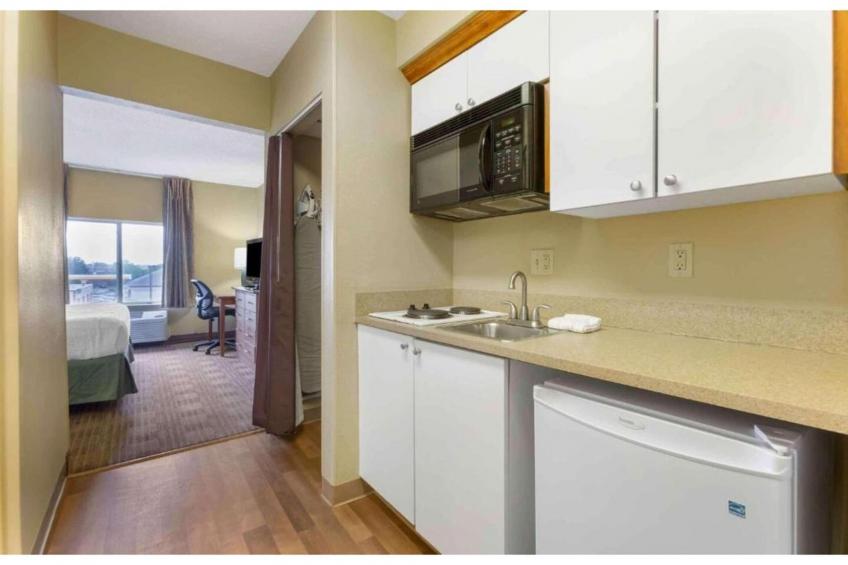 1 King Bed | Mobil Access Tub Nsmk Kitchen - foto 6