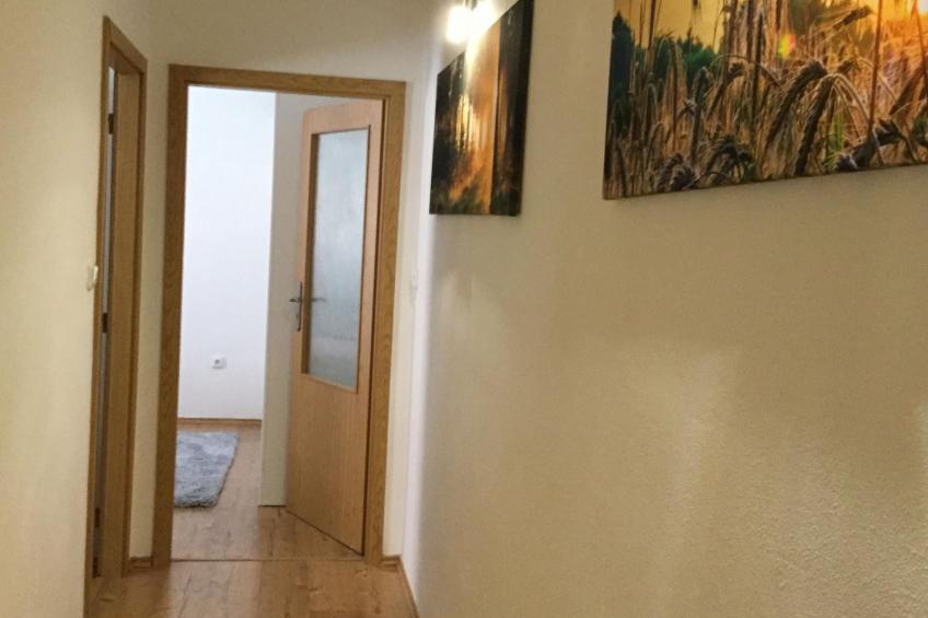 Wohnung auf einem eingezäunten Grundstück - foto 9