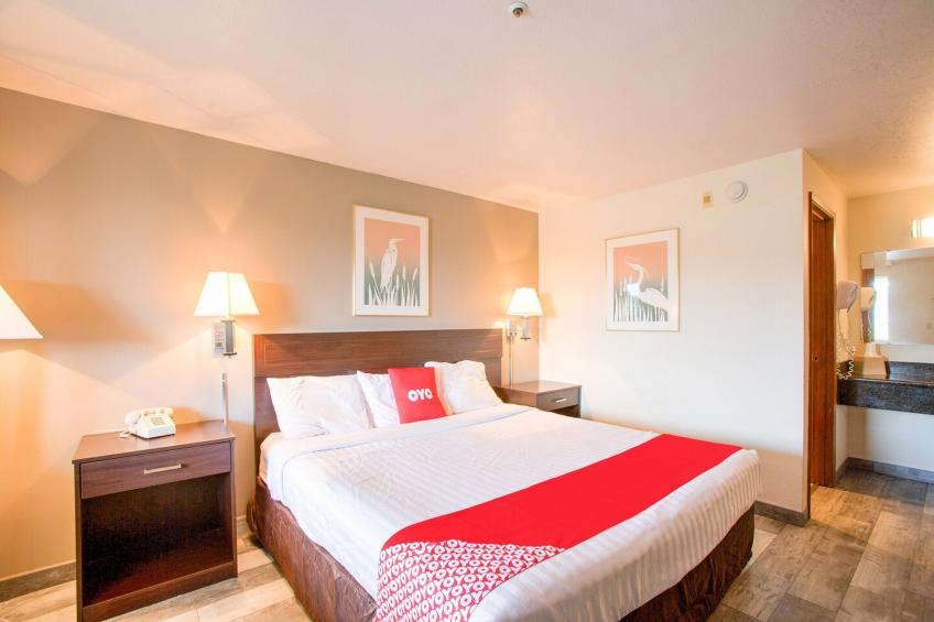Queen Bed Accessible - foto 27