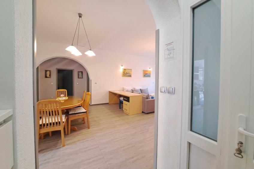 Spacious Urban Retreat Apartment with Terrace - Two Bedroom Apartment with Terrace - foto 14