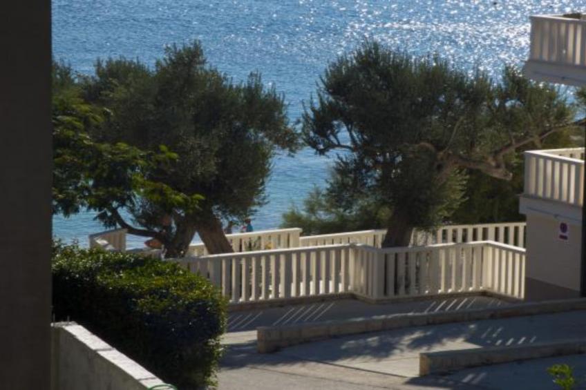 Beachfront Apartments Plaža - Two Bedroom Apartment A2 - foto 8