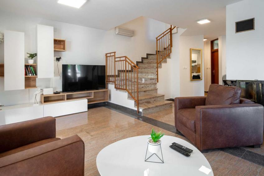 Charming Villa Rea, 8+2 with heated pool - foto 23