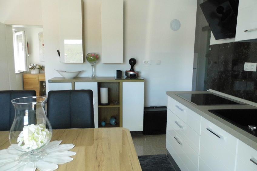 Ausgezeichnete neue und moderne Wohnung - foto 21