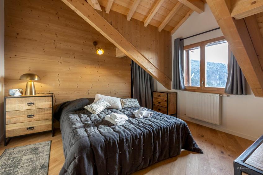 VAUJANY Le Saphir-A38S