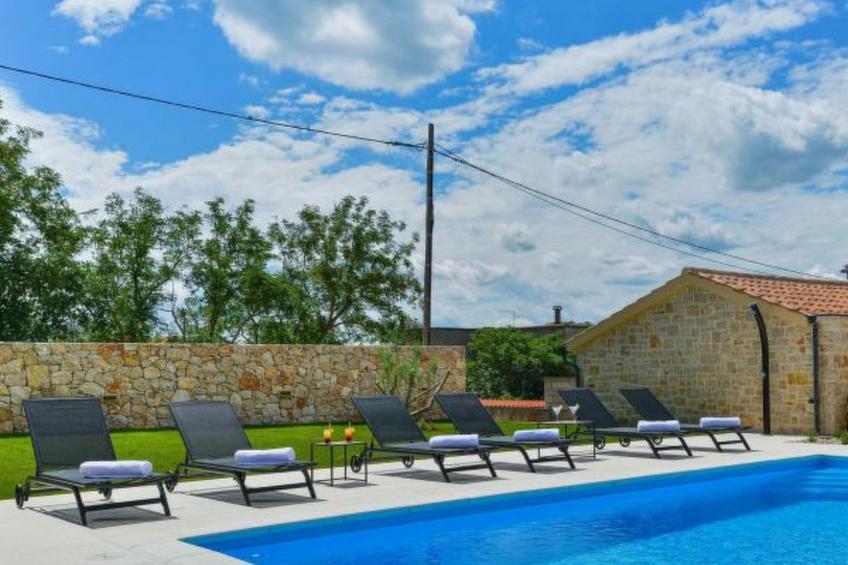 Stone Villa Banovi with heated pool - foto 20