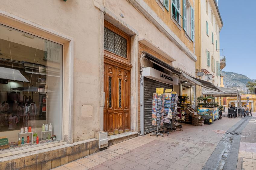 Two Levels Apt In Historical Building - foto 24