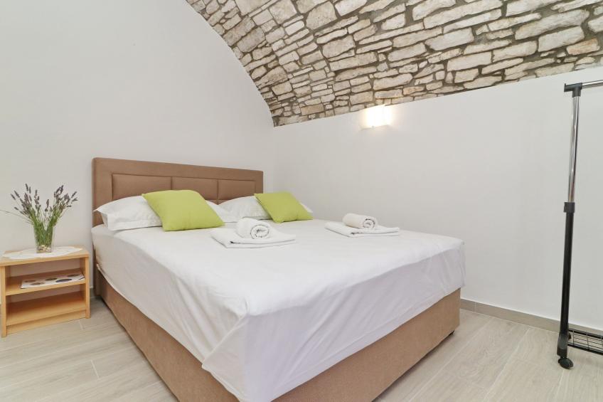 Studio Joković - Studio Apartment with Terrace and City View - foto 18