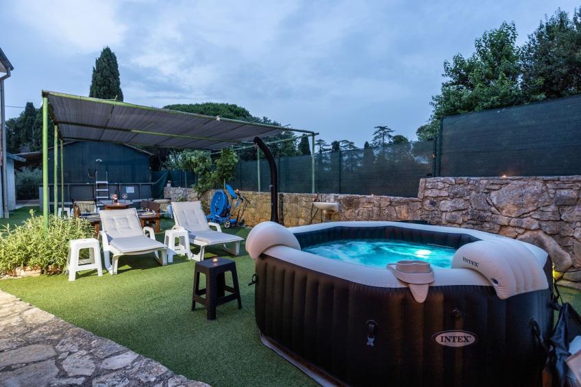 Kristijan & Jelena - Pool, Jacuzzi, Playground - foto 31
