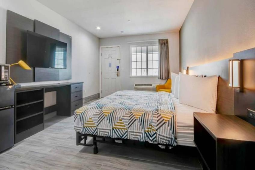 2 Queen Beds  ADA/RI Shower/Non-Smoking - foto 8
