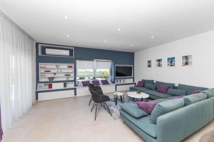 Scenic Elegant Trogir Villa with Pool - Five Bedroom Villa - foto 10