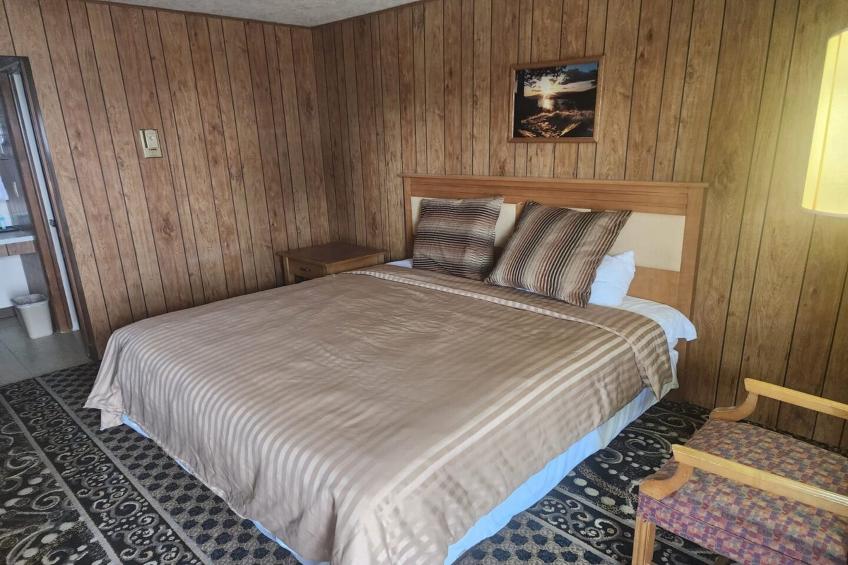 King Bed Non-Smoking