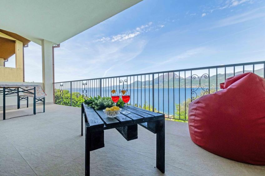 Privater Pool und herrlicher Seeblick - foto 2